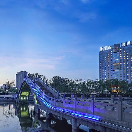 Feicheng Blossom Hotel מראה חיצוני תמונה