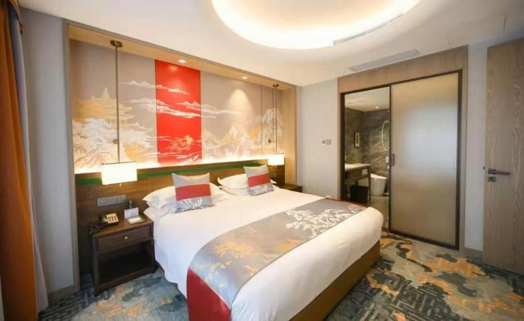 Feicheng Blossom Hotel מראה חיצוני תמונה