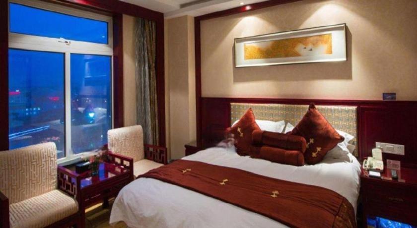 Feicheng Blossom Hotel מראה חיצוני תמונה
