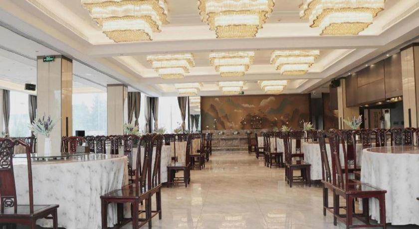 Feicheng Blossom Hotel מראה חיצוני תמונה