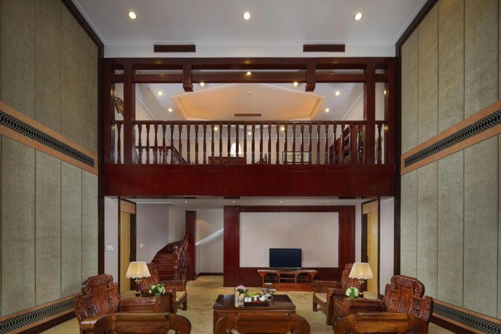 Feicheng Blossom Hotel מראה חיצוני תמונה