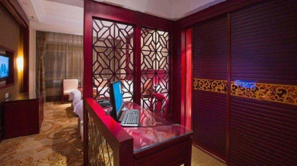 Feicheng Blossom Hotel מראה חיצוני תמונה