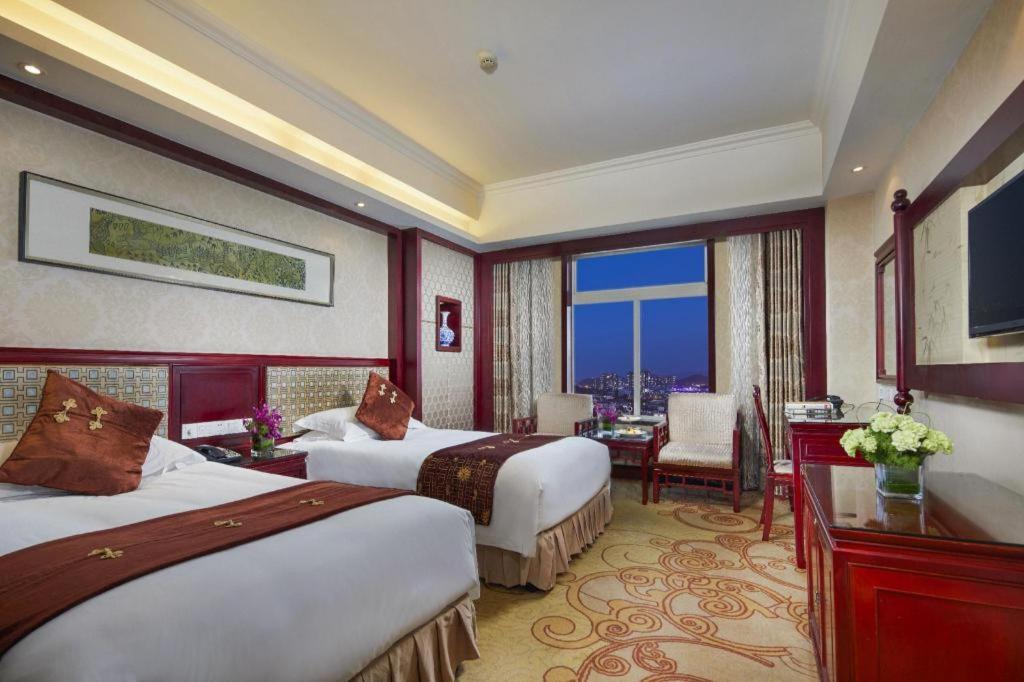 Feicheng Blossom Hotel מראה חיצוני תמונה